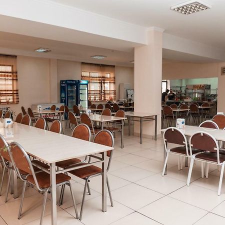 GYM Inn Tashkent Bagian luar foto
